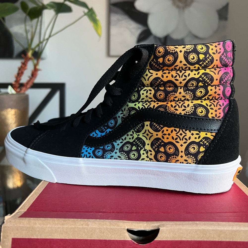 Sk8-Hi Dia De Los Muertos Vans